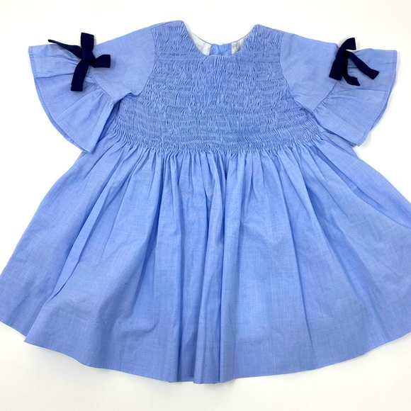 Zara-Smocked bodice babydoll dress w/bow details on sleeve / Size:9-12 Months - Picture 2 of 4